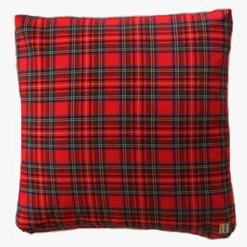 Kırmızı Ekoseli Kırlent Kılıfı