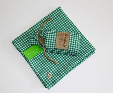 Yeşil Pötikareli Masa Örtüsü