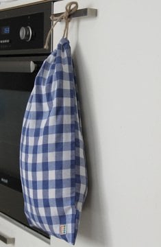 Pastel Mavi Kareli Ekmek Kesesi