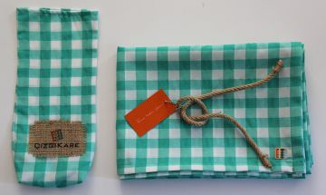 Mint Yeşili Kareli Masa Örtüsü