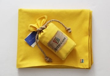 Sarı Masa Örtüsü