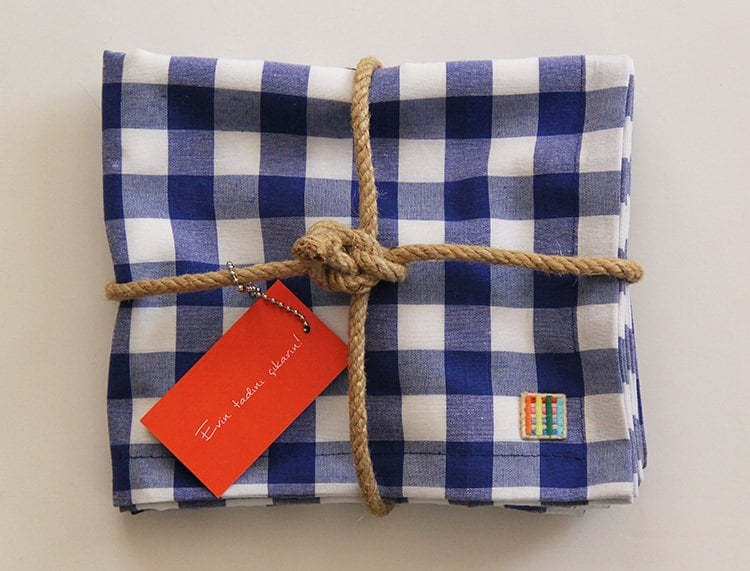 Mavi Kareli Runner (Servis Örtüsü)