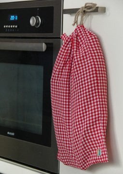 Kırmızı Pötikareli Ekmek Kesesi