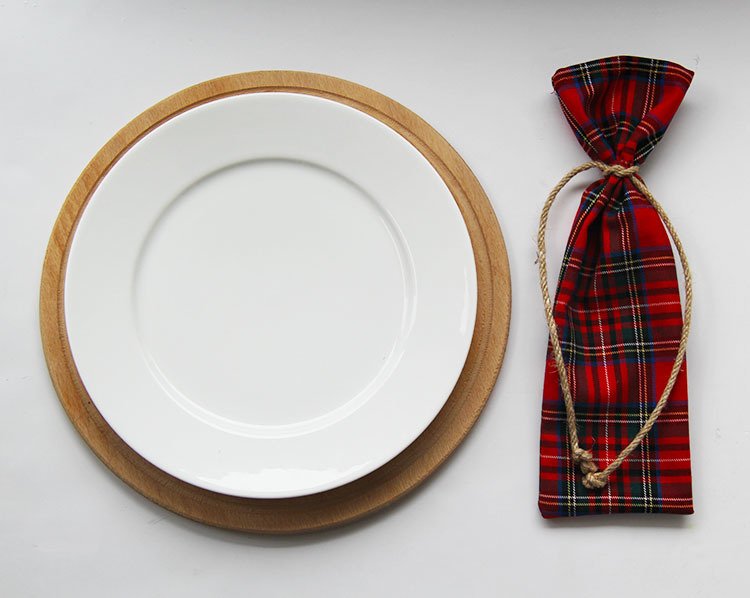 Kırmızı Ekoseli Çatal Bıçak Kesesi