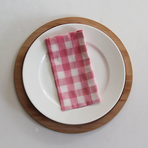 Şeker Pembe Kareli Kumaş Peçete