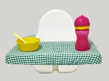 Yeşil Pötikareli Mama Sandalyesi Örtüsü