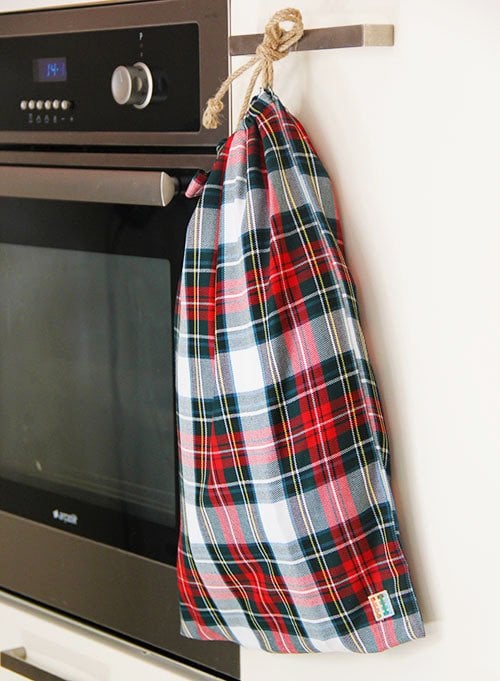 Beyaz-Yeşil Ekoseli Ekmek Kesesi