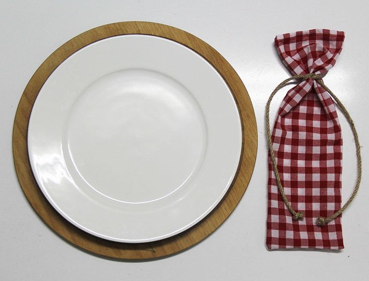 Kırmızı Ortaboy Kareli Çatal Bıçak Kesesi