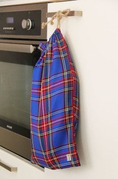 Mavi Ekoseli Ekmek Kesesi