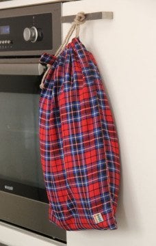 Kırmızı Mavi Ekoseli Ekmek Kesesi