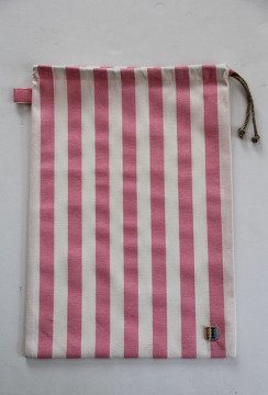 Pembe Çizgili Ekmek Kesesi