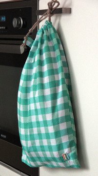 Mint Yeşili Kareli Ekmek Kesesi