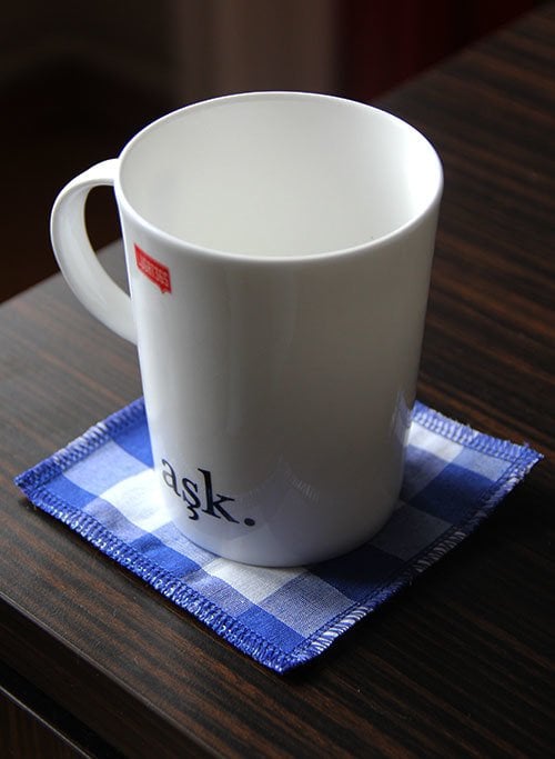 Mavi Kareli Bardak Altlığı