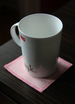 Toz Pembe Bardak Altlığı