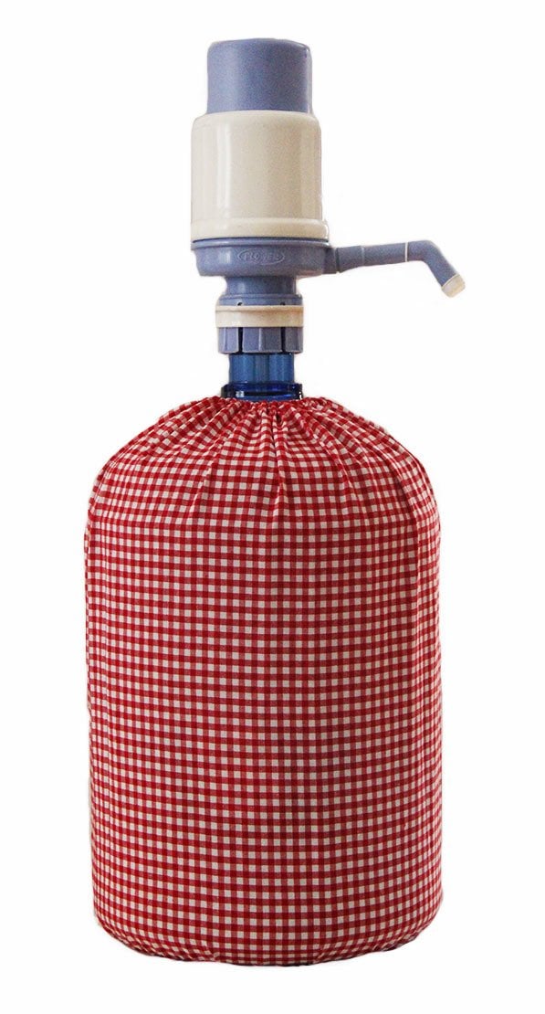 Kırmızı Pötikareli Damacana Kılıfı